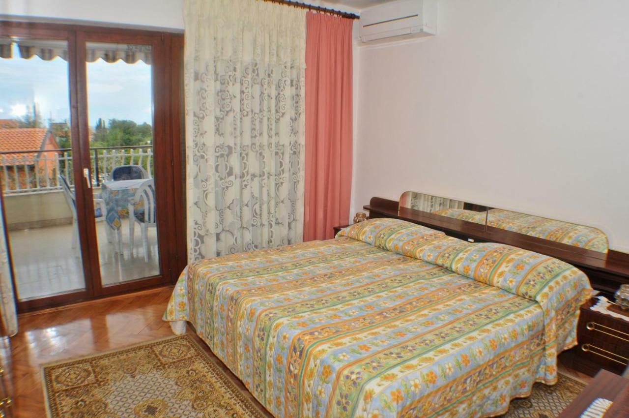 Haus Liliana Hotel Tar-Vabriga Buitenkant foto