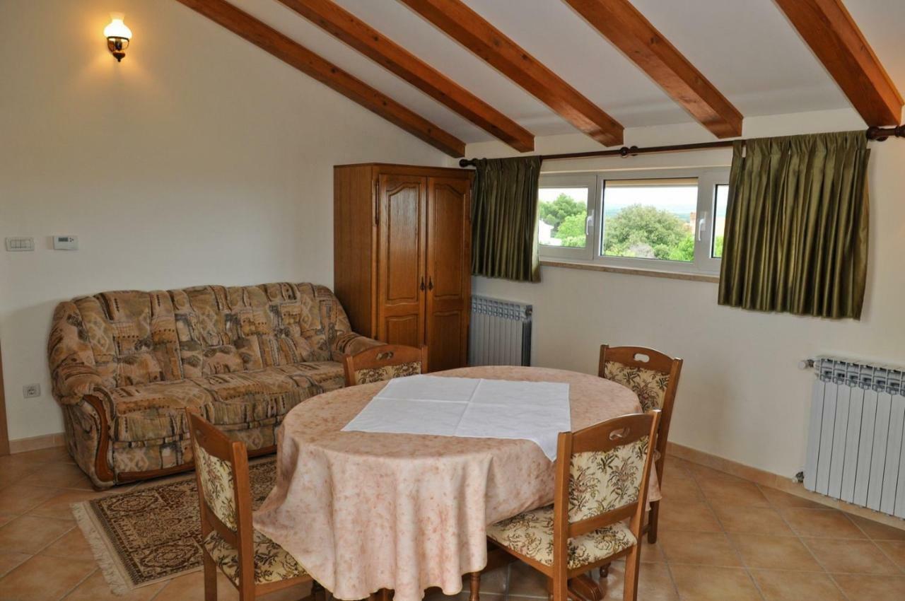 Haus Liliana Hotel Tar-Vabriga Buitenkant foto